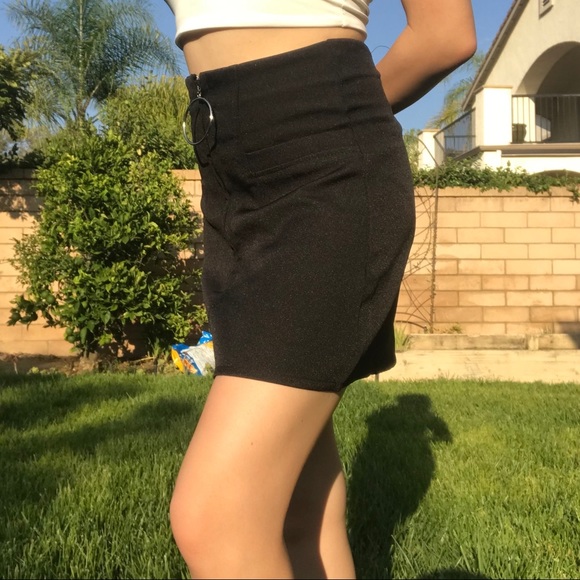 Black Zip Front Mini Skirt - Picture 2 of 2